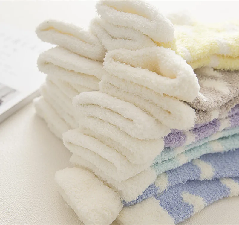 
Cheaper Ladies Girls Sleeping Socks Fashion Winter Corduroy Socks Winter Women Warm Towel Thicker Socks 