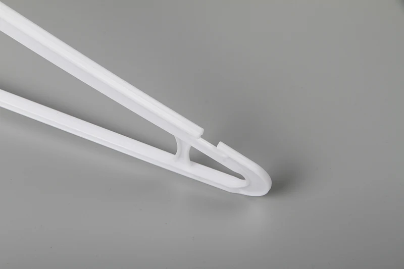 Flat plastic clothes peg hanger,plastic translucent hangers