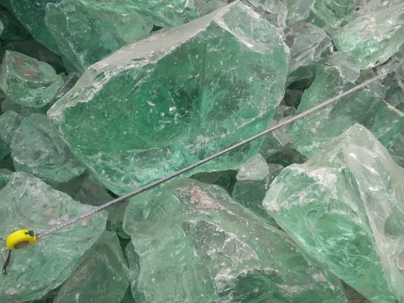 Brilliant quality 1 mm and up to 100cm colorful garden slag glass rock