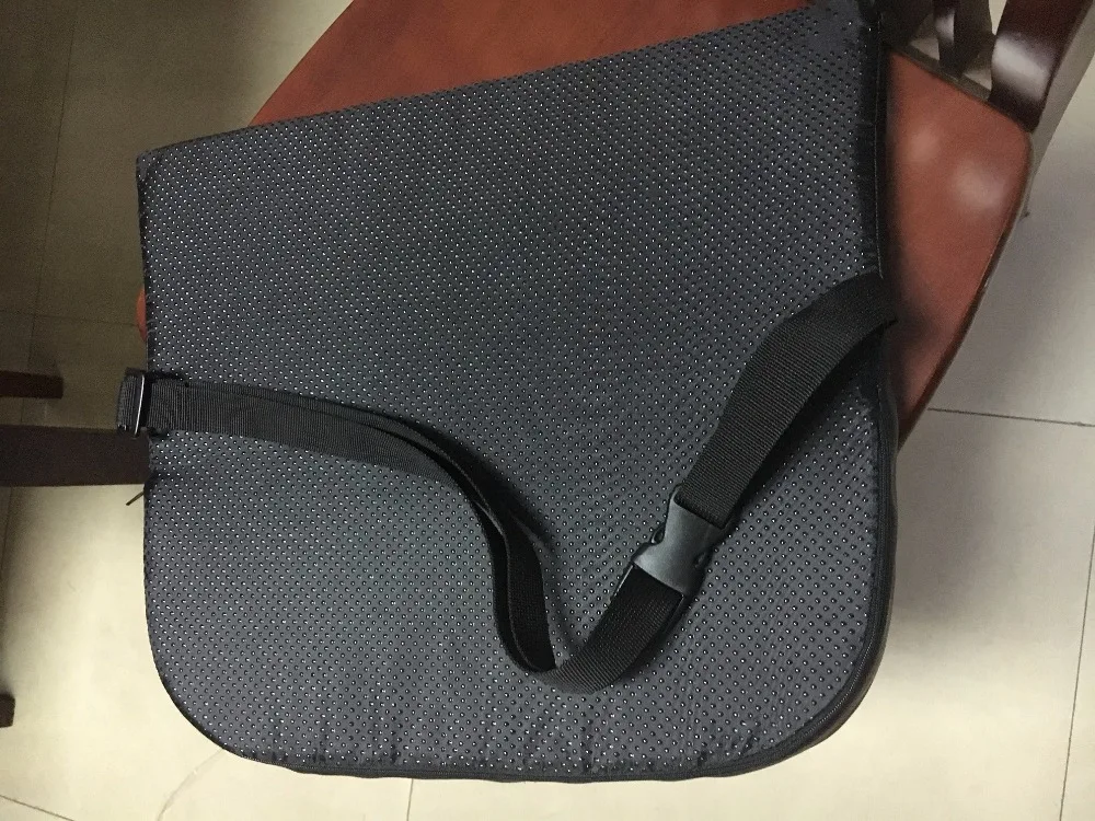 
High density memory triangle shape foam 3D mesh seat cushion 