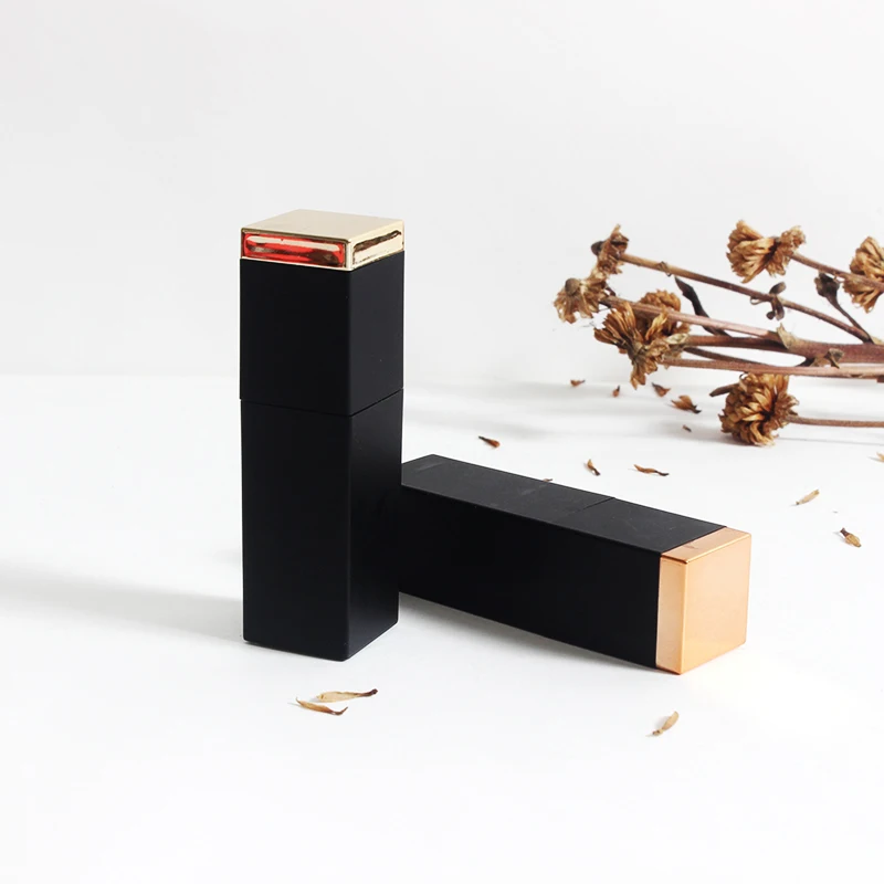 wholesale  cosmetic packaging a free sample magnetic lipstick tube low moq