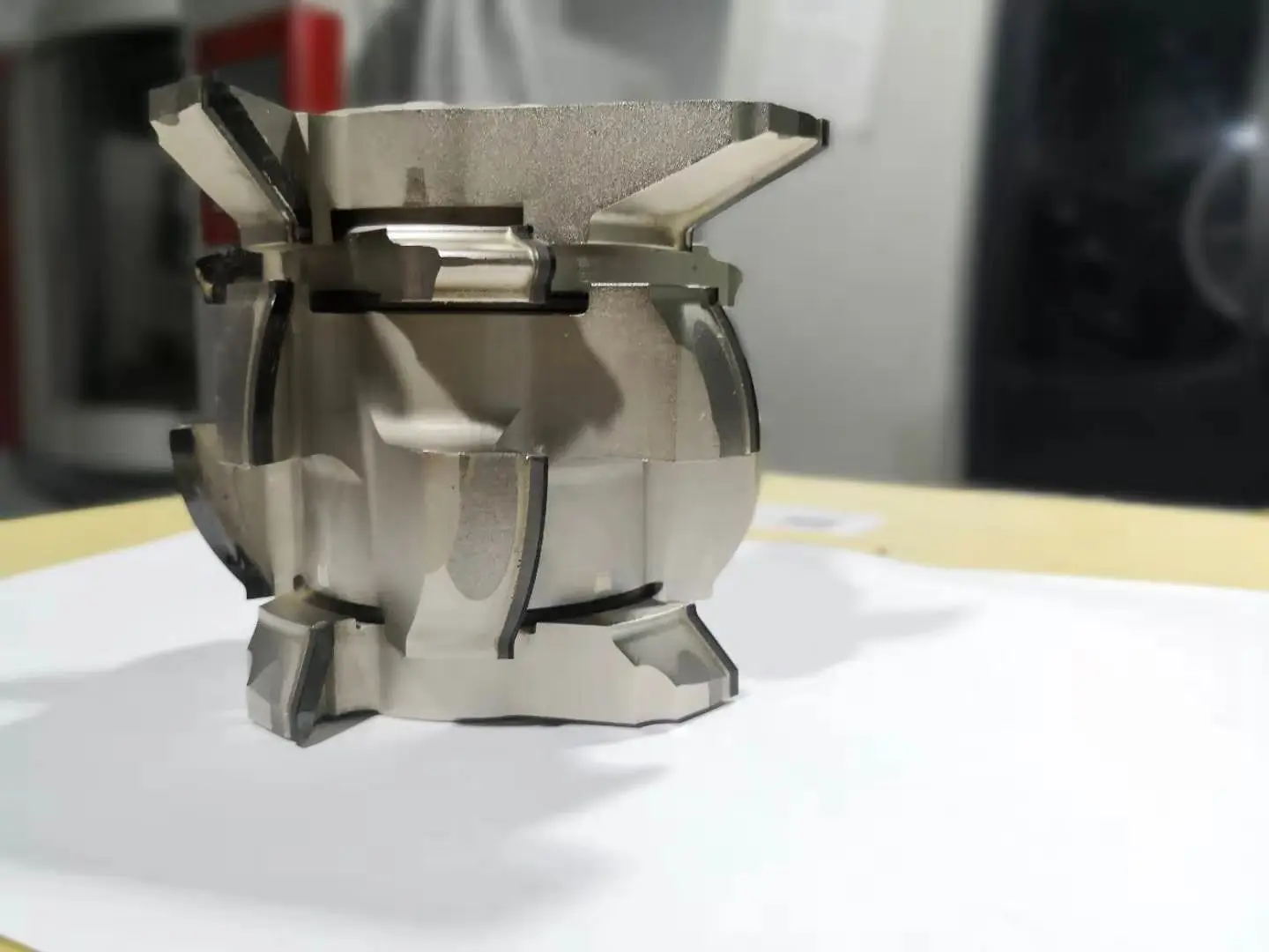 Wood machine tool parts pcd woodworking cnc concrete diamond cutter head wood door cutter