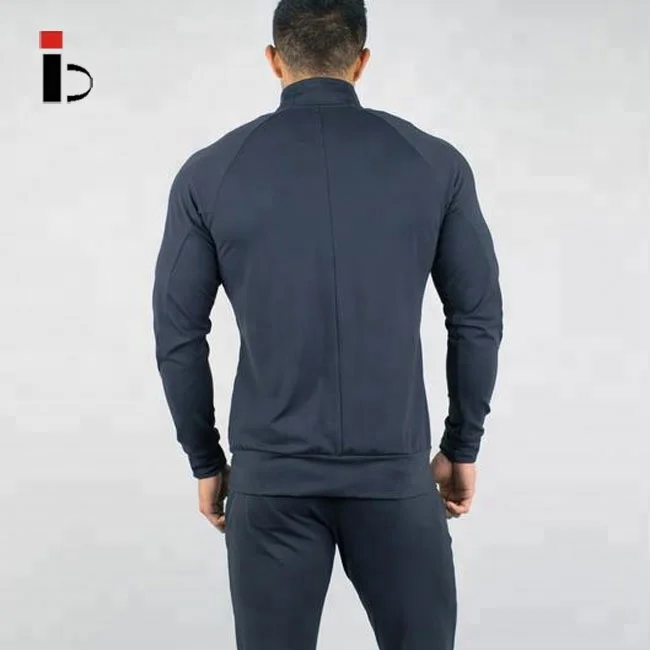 Спортивная мужская куртка из полиэстера