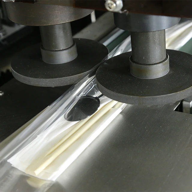 
Automatic Disposable Plastic Cutlery Napkin Fork Spoon Pillow Auto Packing Machine,Flow Pack Machine Knife Spoon Fork 