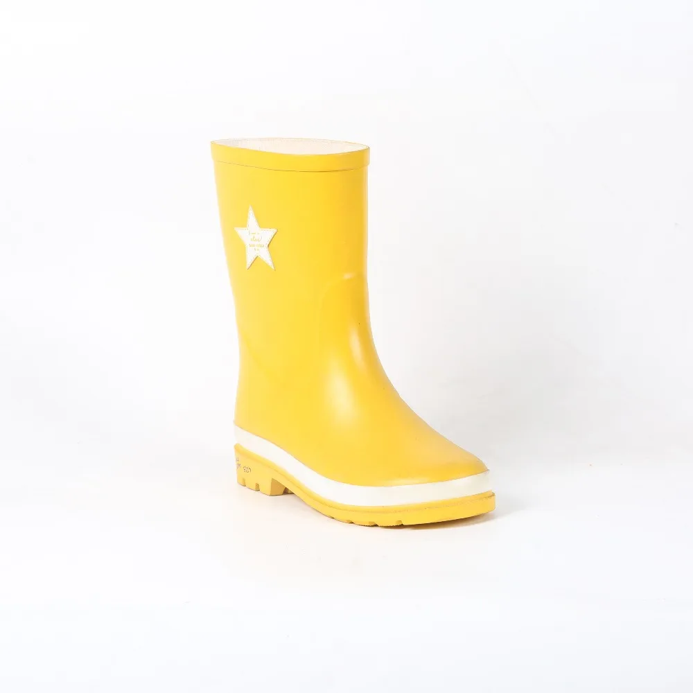 Популярная детская резиновая обувь