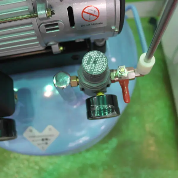 Dynair Silent Dryer Silent Oilless Dental Air Compressor for Dental Unit with CE