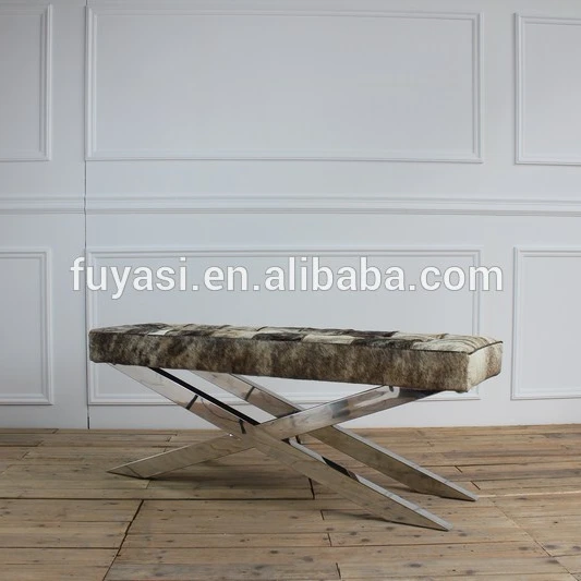 Османская скамейка из воловьей кожи с основанием