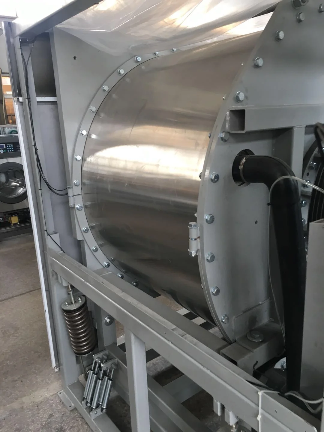 QH commercial cost saving high pressure heavy duty washing machine for laundry shop