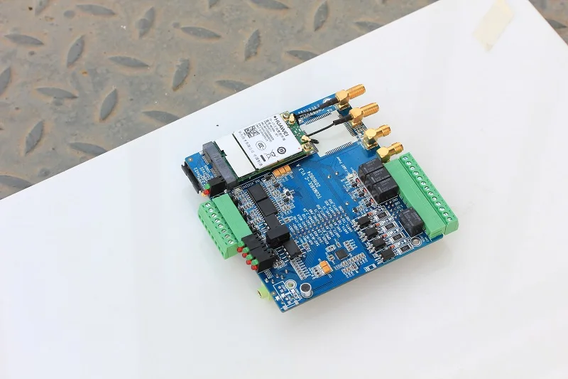 i.MX6UL Linux Development Board iMX6UL With 4G Module ME909S-821