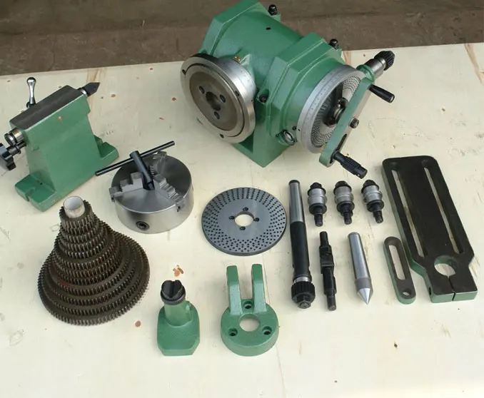 FW12135 UNIVERSAL DIVIDING HEAD