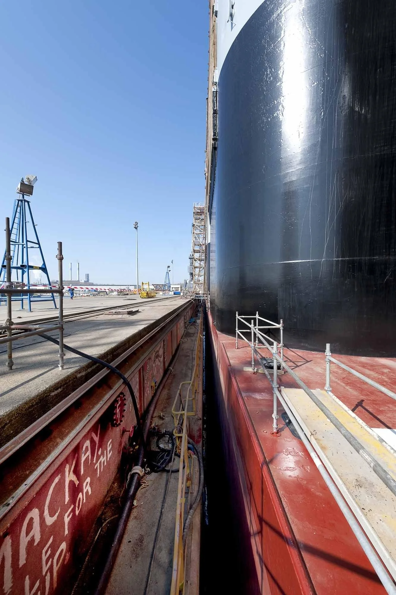 high efficiency ship hull rust paint remove high pressure hydro blaster