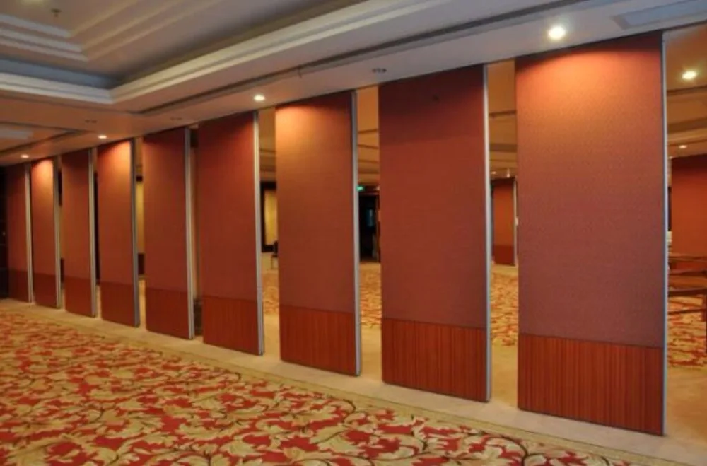 Oman Banquet room acoustic Operable partition wall meeting room soundproof folding partition walls