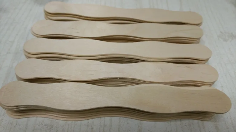 Cheap hand fan sticks manufacturer wooden sticks for hand fans wood with FSC certificate