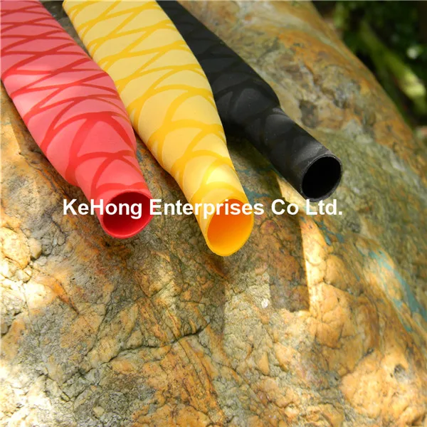 Retractable fishing rod tube