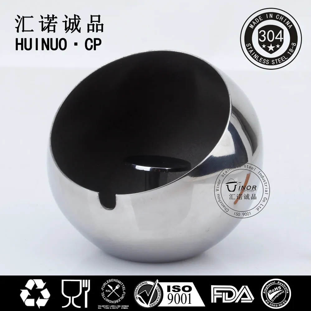 Personalized water windproof commercial portable ashtray, funny table top metal cigarette ashtray outdoor / indoor