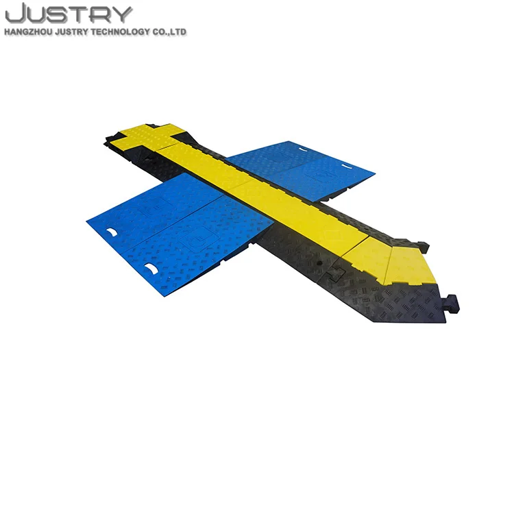 Cable hose ramp protector ramp/black rubber speed bumps