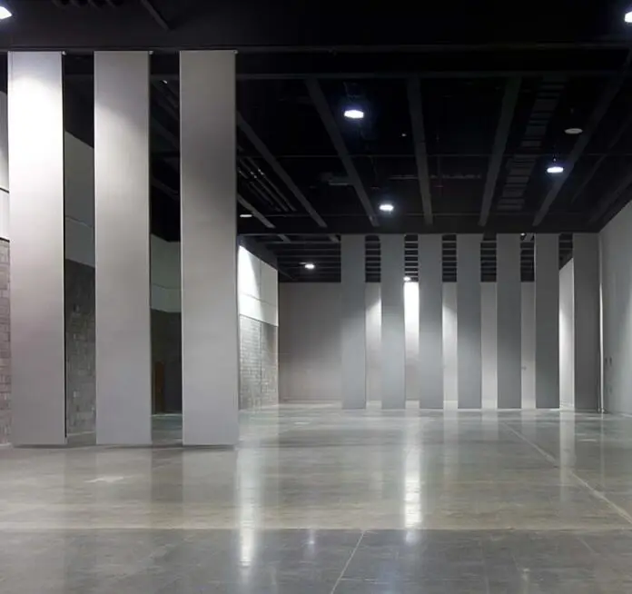 Five star hotel hall sliding partition soundproof movable partition walls with cheap cost  folding wood finish partition