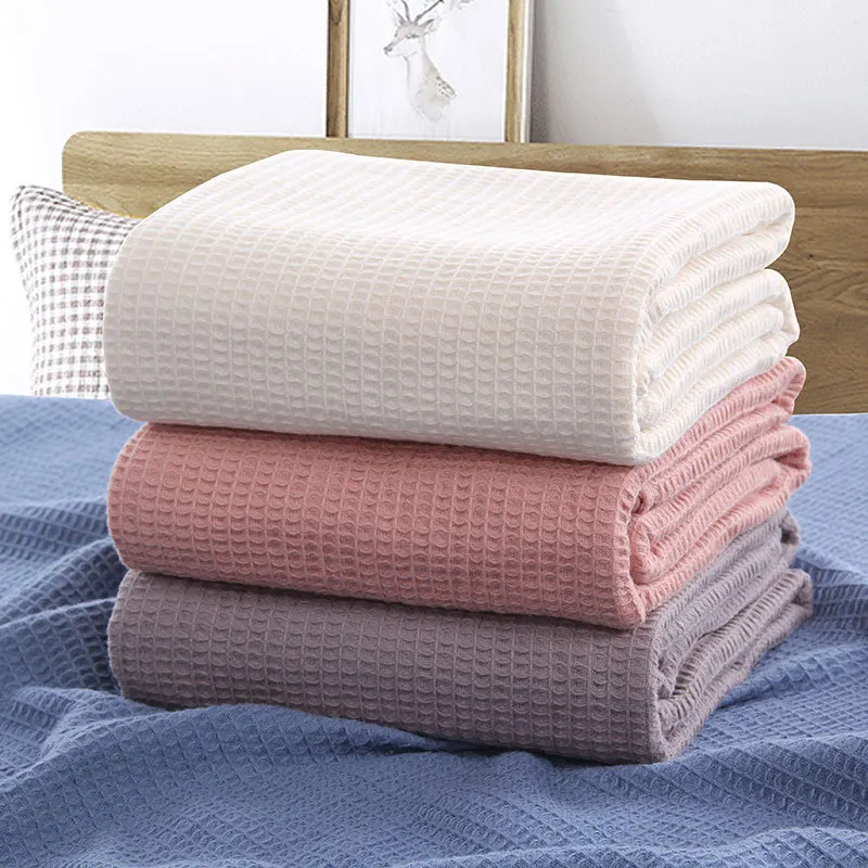China Supplier 100% Soft Premium Cotton Waffle Weave Bed Blanket Comfortable and Warm