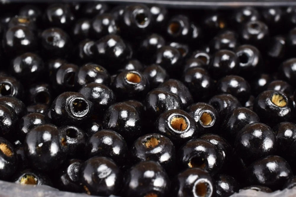 Hot-selling Factory 10mm Shiny Black Wood Round Beads Sizes For Jewelry Making