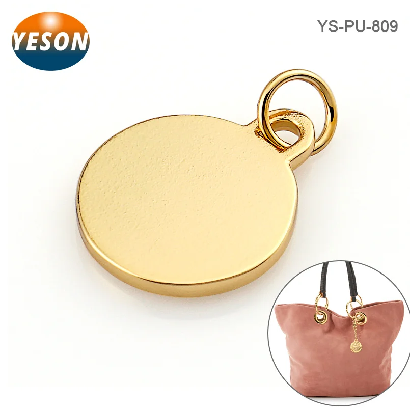 
Bag Hardware Engraved Logo Gold Metal Label, Custom Round Shape Metal Tag with Ring for Handbag 
