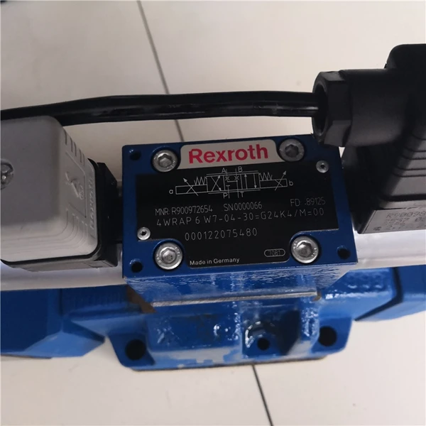 Новое высокое качество Rexroth пропорциональные клапаны R900705186 4WRKE16W6-200L-3X/6EG24EK31/F1D3M-33/серия многие типы являются факультативными