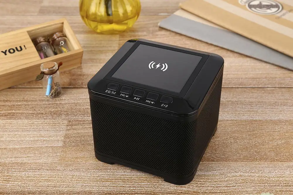 Black Wireless Bluetooth Power bank of 8800mAh Speaker With Wireless Charging Function