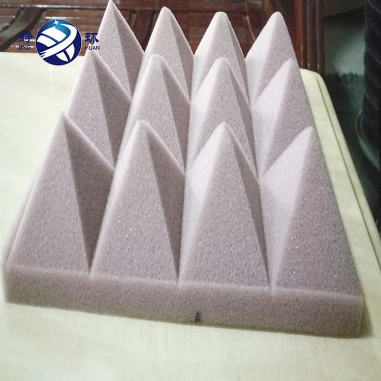 Декоративные акустические пенопластовые панели разных цветов в форме пирамиды для студии