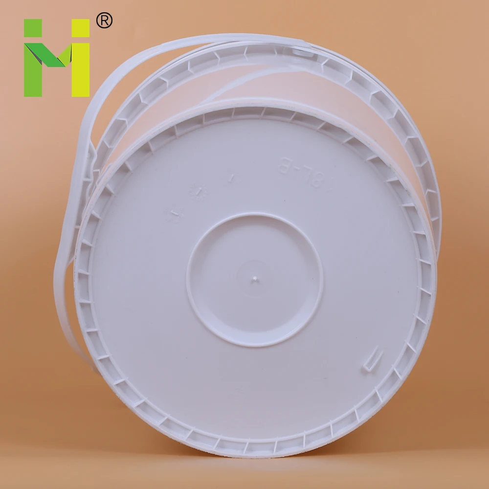 
18L Plastic Bucket With Small Spout Lid Oil Paint Plastic Bucket 