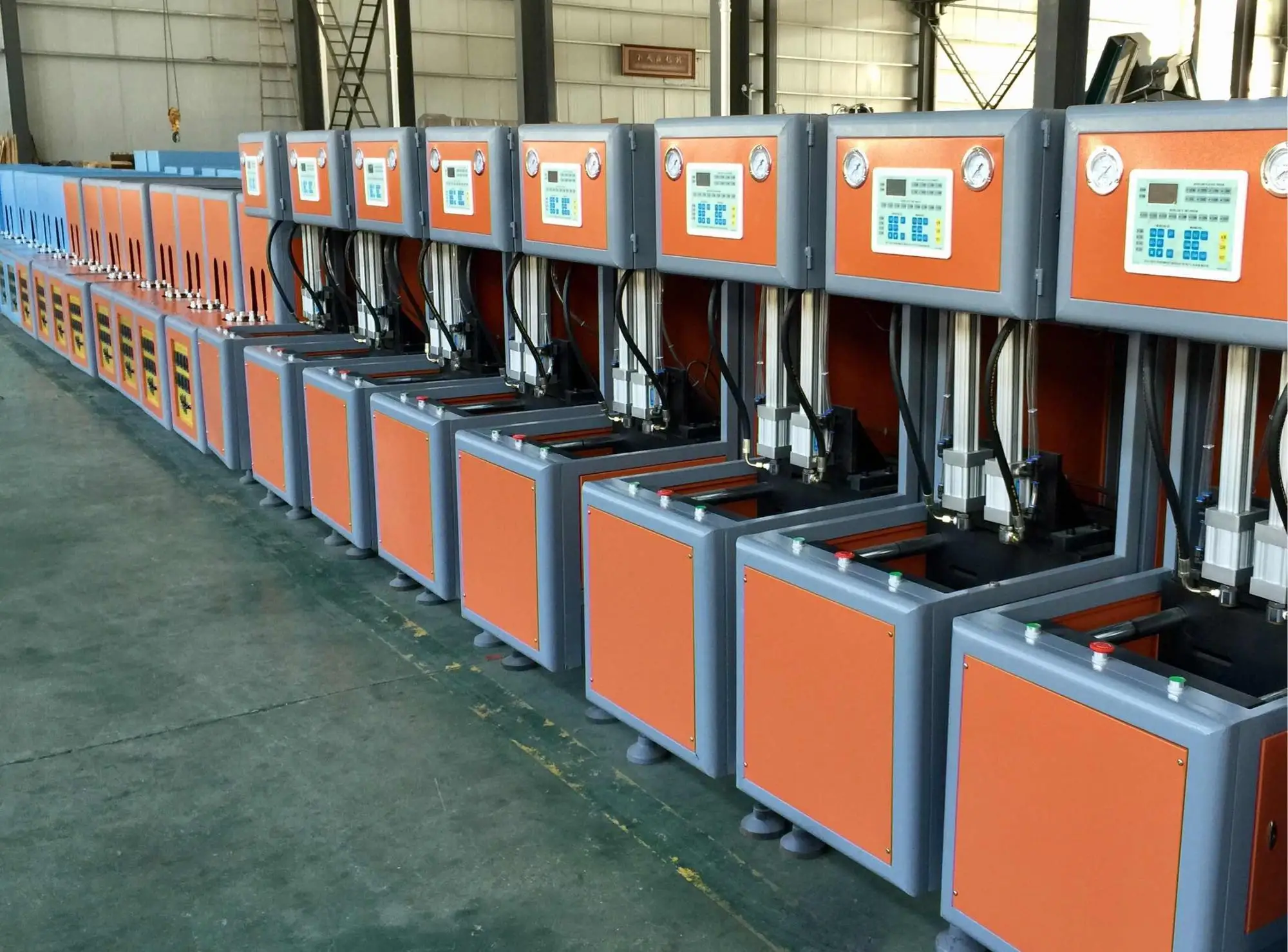 High speed 4cavity semi automatic bottle blowing machine