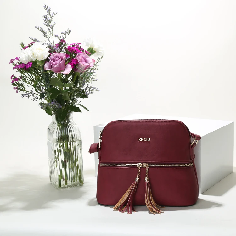 2021 Amazon Best Seller Medium Crossbody Bag with Tassel and Zipper Pocket