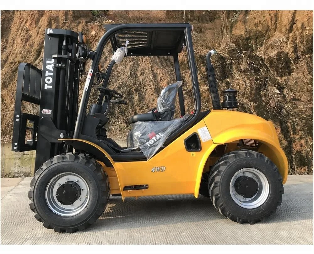 2.5 ton 4 wheel drive (4WD) Rough Terrain Forklift with 2500 kgs capacity