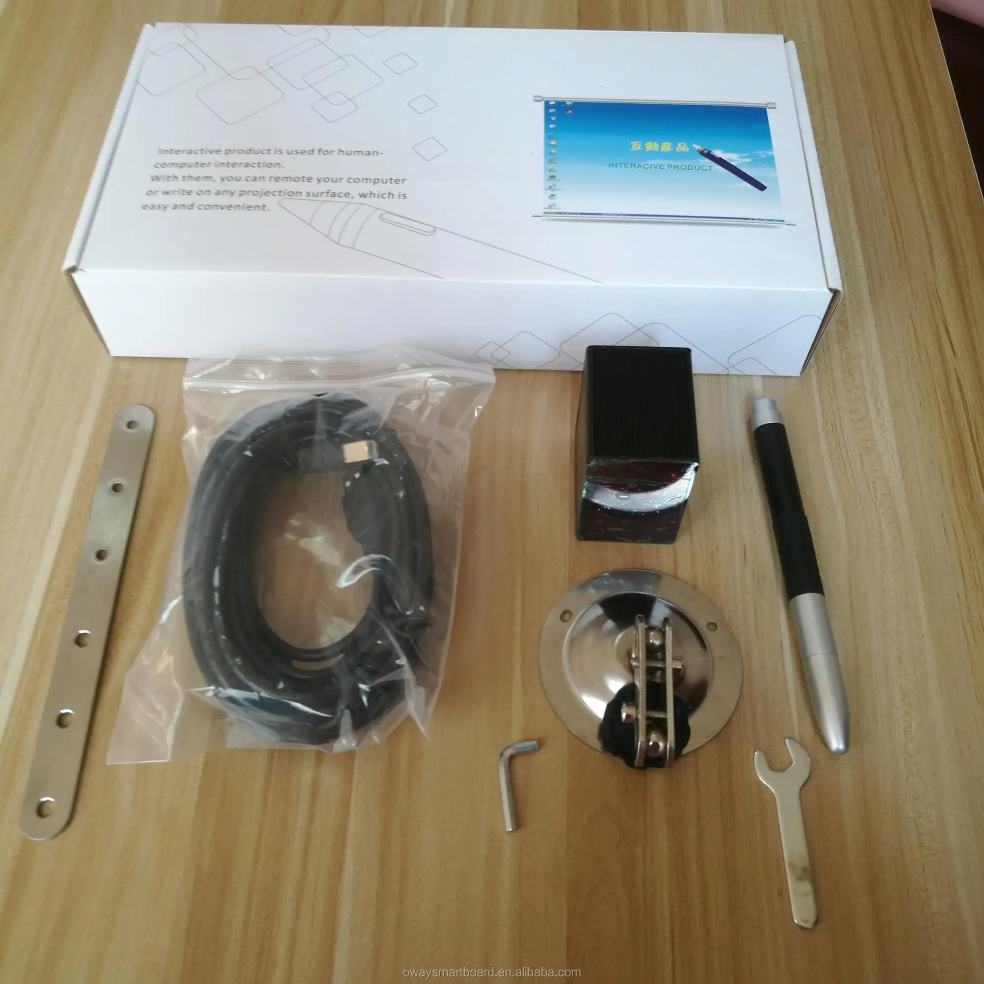 Low cost China interactive board  School and Business IWB with powerful education software whiteboard pen touch