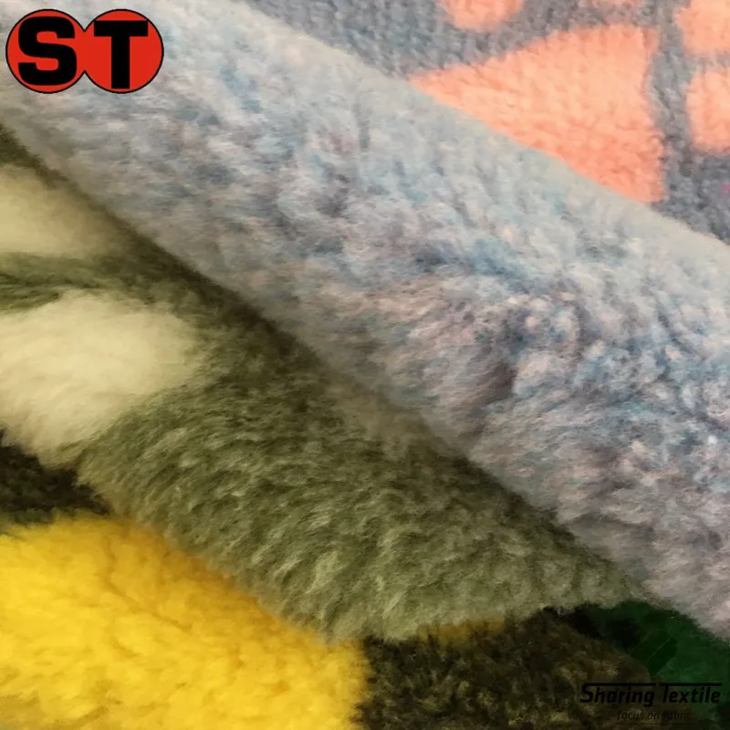 Wholesales Dog Paw Rubber Backing Vet bed for dog/Printing Anti-slip Backing dogs vetbed Pet Bed/Pet Bedding dry bed