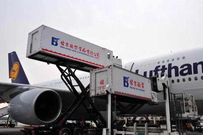 aircraft aviation airport foodstuff food vehicle/ A380 catering service truck