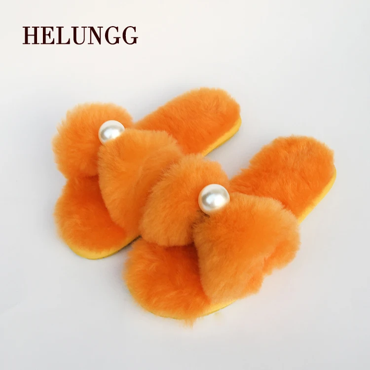 
2020 new arrival Model Winter warm Wool Home indoor Slippers with artificial pearl for women 