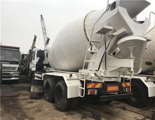 Used I-suzu Concrete Mixer Truck 8-10 CBM for sale