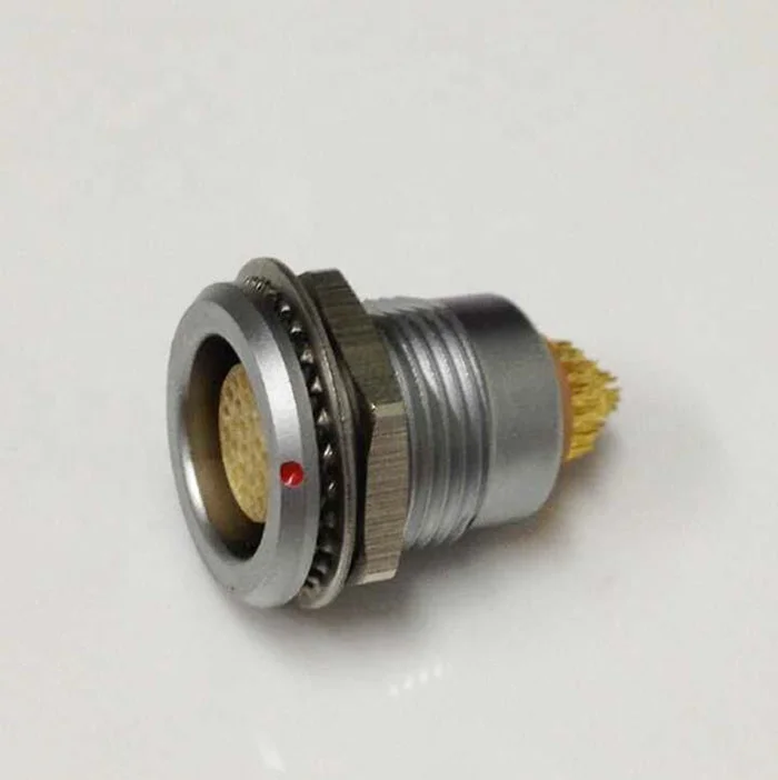 China manufacture circular self-latching push pull connector