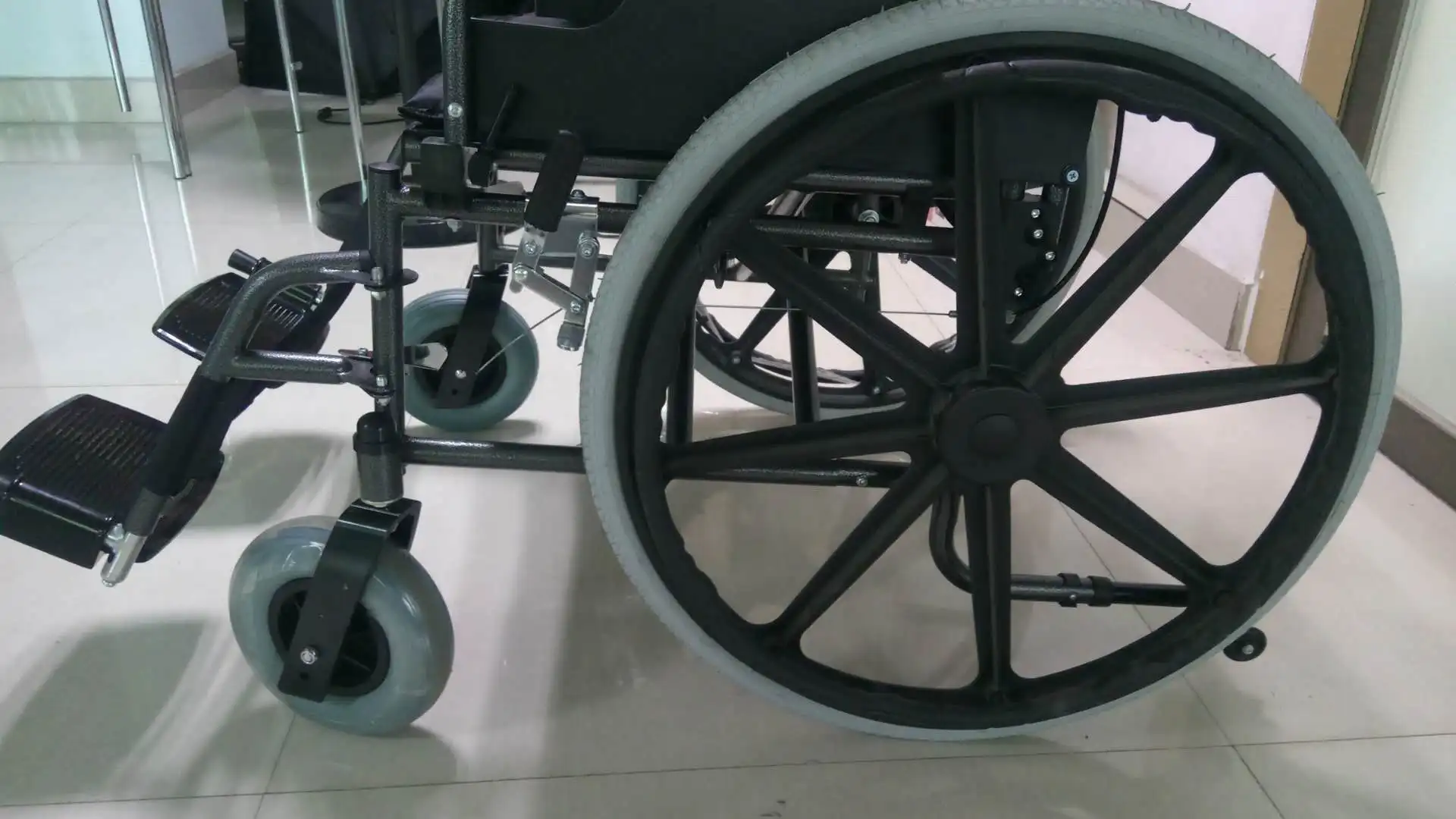 New extra wide wheelchair and thick seat pad manual wheelchair