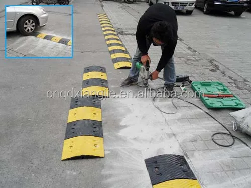 road speed bumps vulcanizing machine
