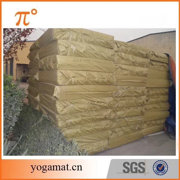 Waterproof  Gym Floor Mats. Rubber Mat Pieces which Createsa Foram Floor for Exercise