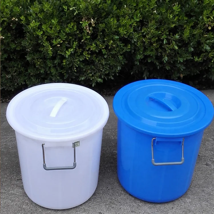 Customized Poly Tank 50L Fishing Bucket Plastic With Lids Handle For Feeding Water Storage