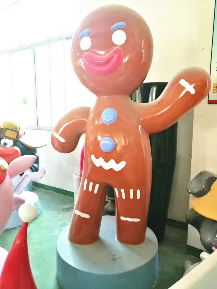 outdoor big size fiberglass ginger bread man Christmas decoration bread man sculpture