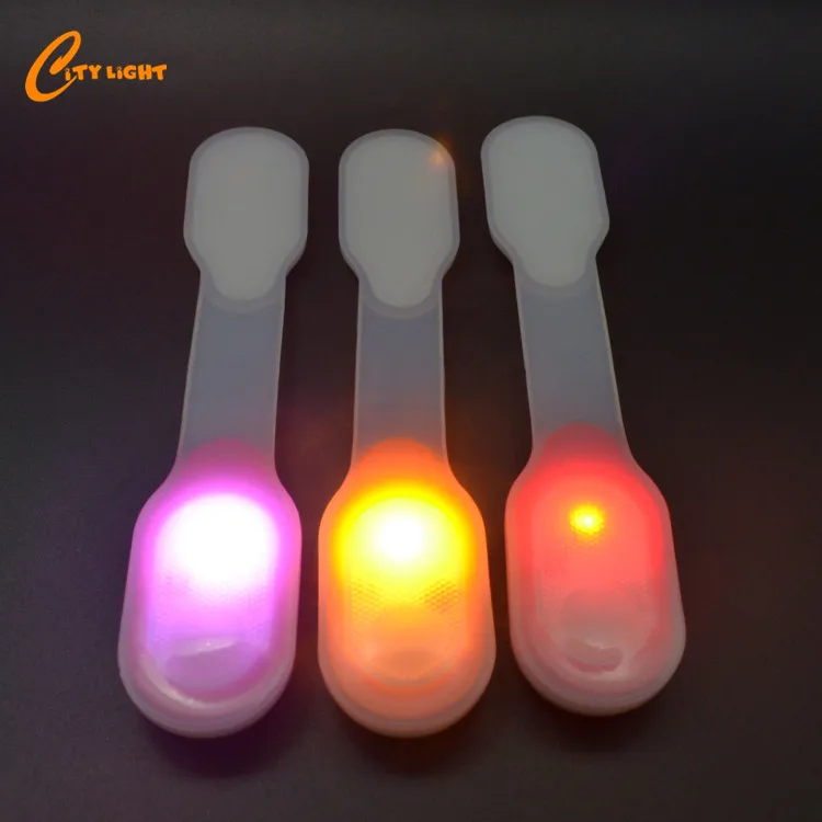 2 kinds light silicone magnet led light clip for promotion