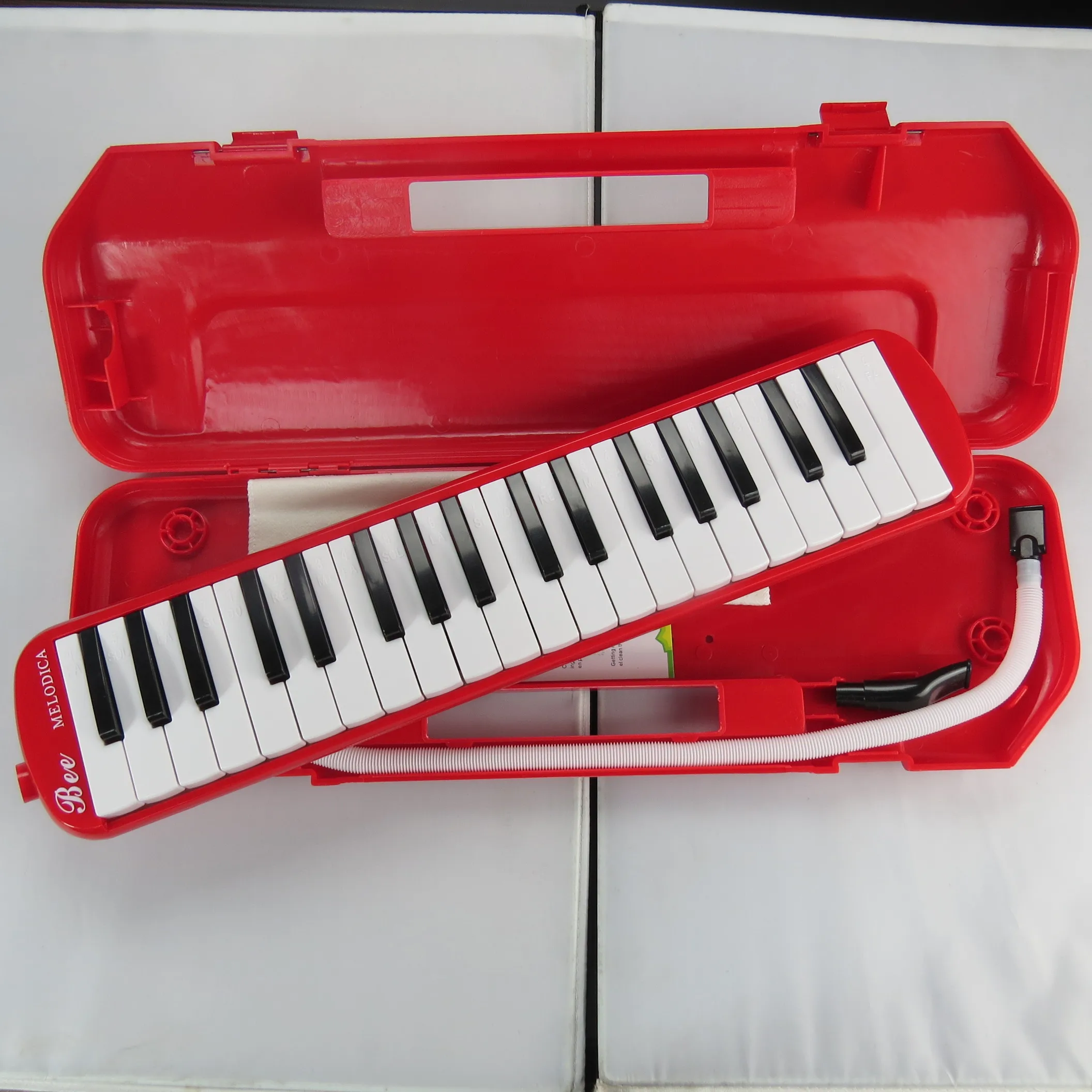 New design musical instruments 37 key melodica  melodion with ABS case for students