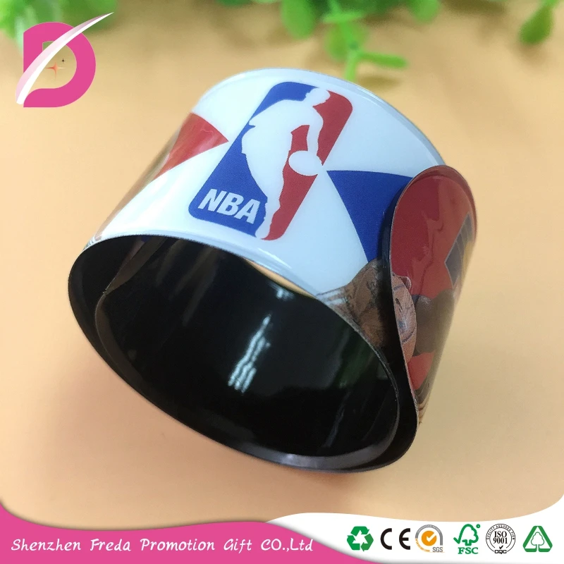 
OEM ODM Fashion promotional slap bracelets/ Snap Wristband Plastic PVC Art Illustration Slap Bracelet 