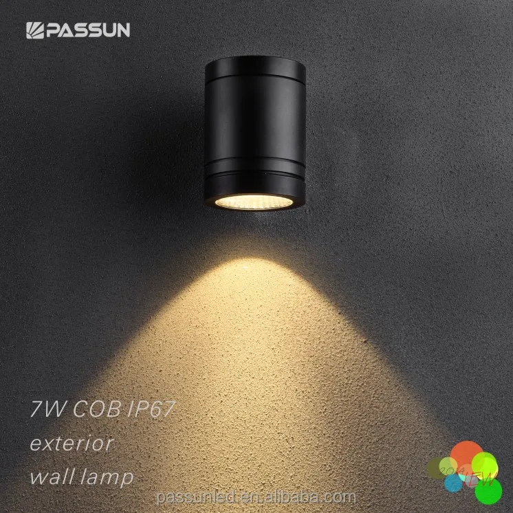 Outdoor lighting two way lamp 5W led wall light