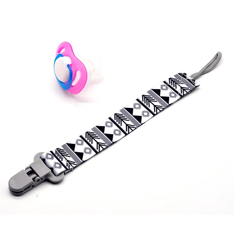 Wholesale stylish baby toy holder pacifier clip for baby shower gift