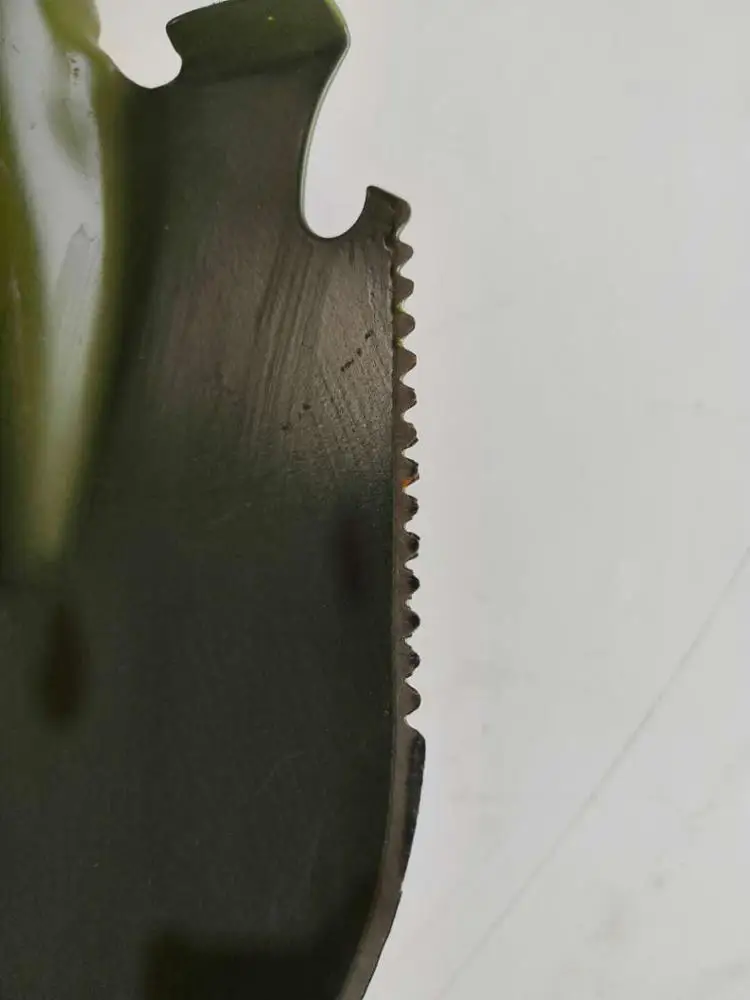 
Hot - selling multi - function manganese steel quench car wooden handle of the military spade 