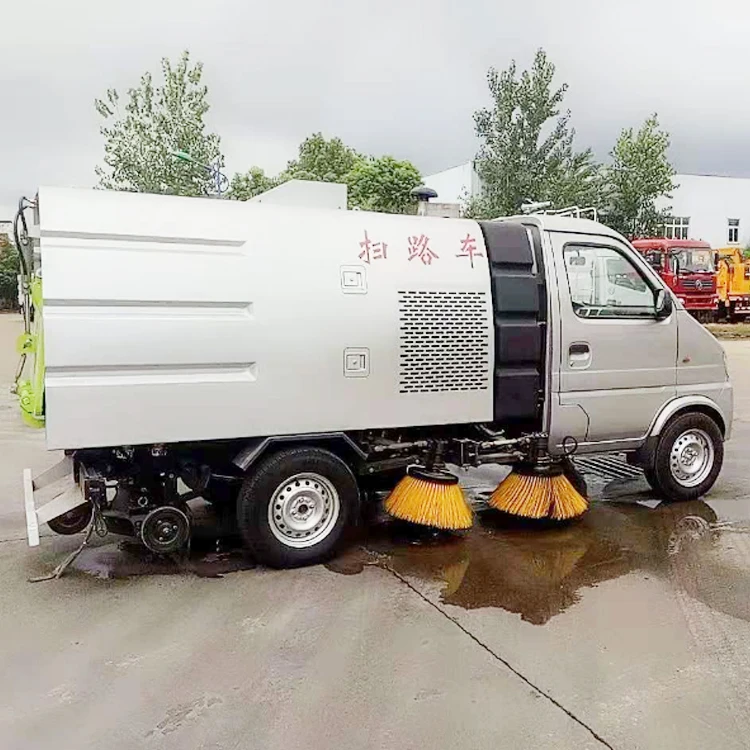 Factory Sale Bottom Price 4*2 LHD Mini Street Sweeper Truck HOT SALE 2m3 Road