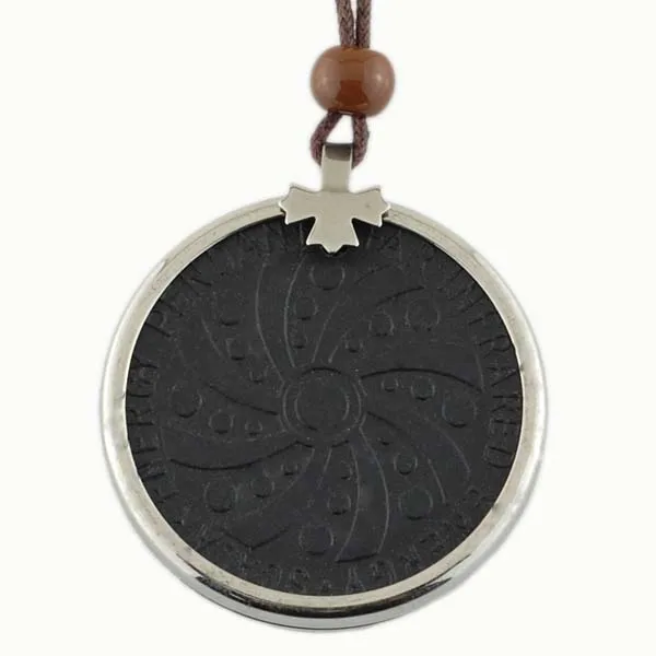 2014 shenzhen suppliers quantum energy scalar pendant titanium pendant